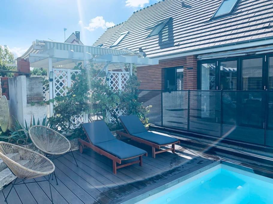 Appartement Proche Asterix, Chantilly, Cdg, Piscine 15 Juin Au 30 Aout La Chapelle-en-Serval Exterior foto